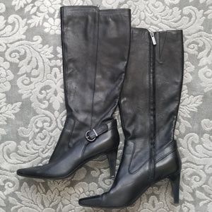 Circa Joan & David black leather boots